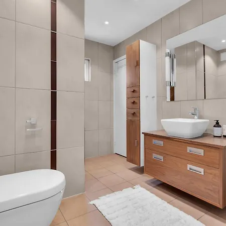 דירה Modern Two Bedroom Close To Center טרומסה