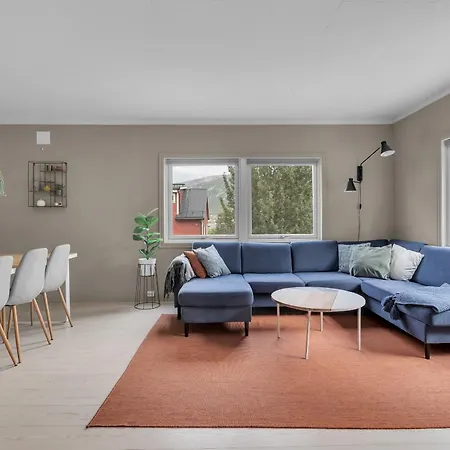 דירה Modern Two Bedroom Close To Center