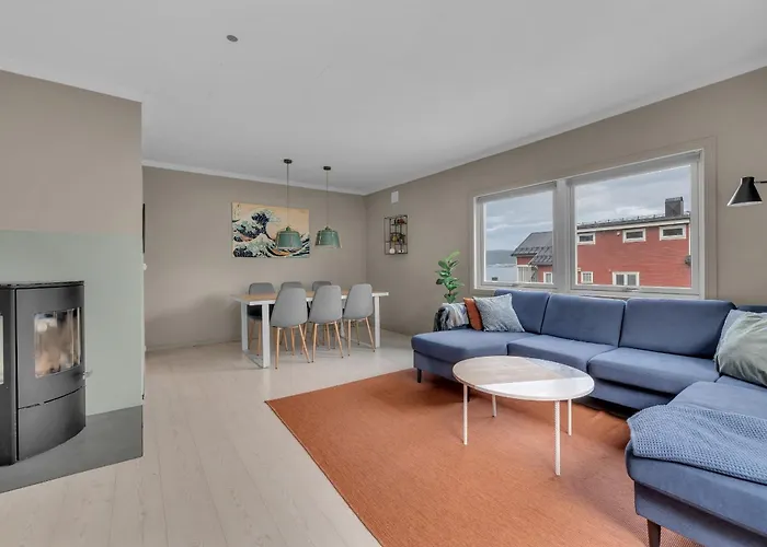 Apartamento Modern Two Bedroom Close To Center